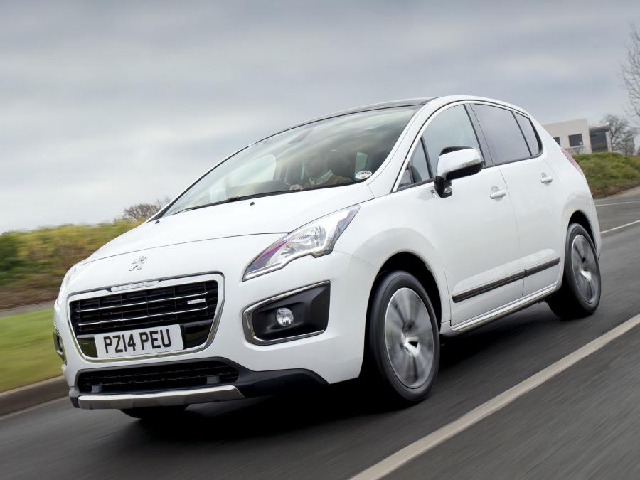  Peugeot 3008 HYbrid4 2014 года  (UK) (фото 4 из 7)
